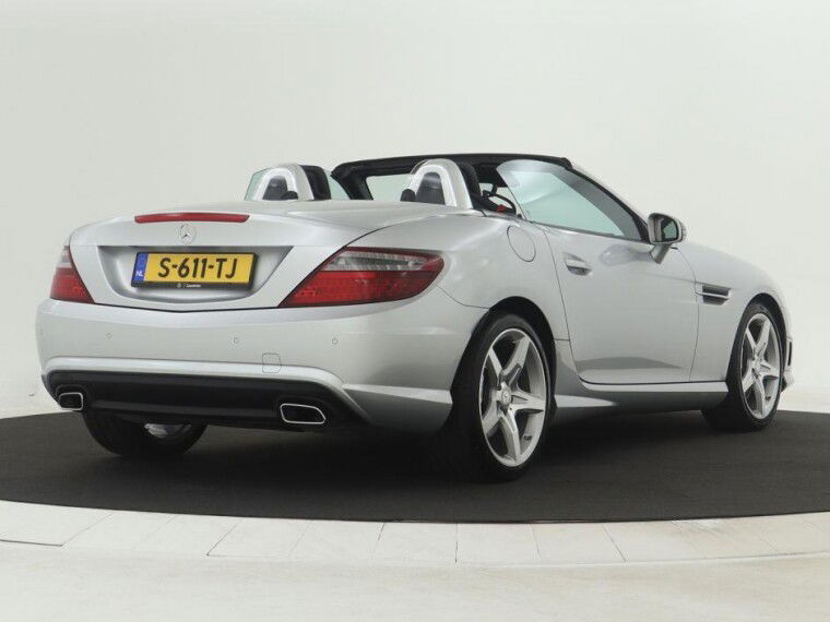 Mercedes-Benz SLK 350 CarbonLOOK Edition