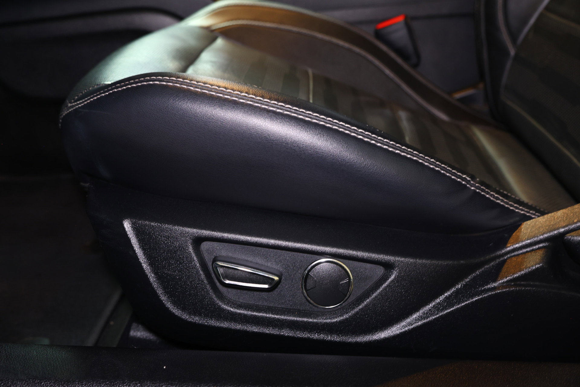 Ford Convertible 2.3 EcoBoost AVM NAVI CLIMA CAMERA KEYLSS PDC CRUISE LEDER SUBWH "19 - foto 13