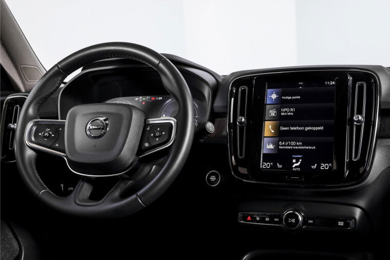 Volvo - XC40