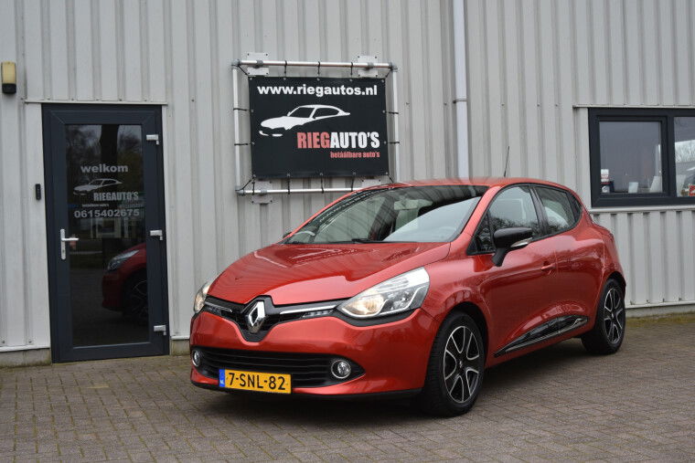 Foto van Renault Clio 0.9 TCe Expression. Airco, Cruise, Lmv, Navigatie!!