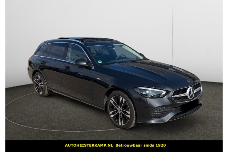 Mercedes-Benz C-Klasse Estate 300 de Plug-In Hybrid Avantgarde Panoramadak Distronic Trekhaak LED Memory Camera