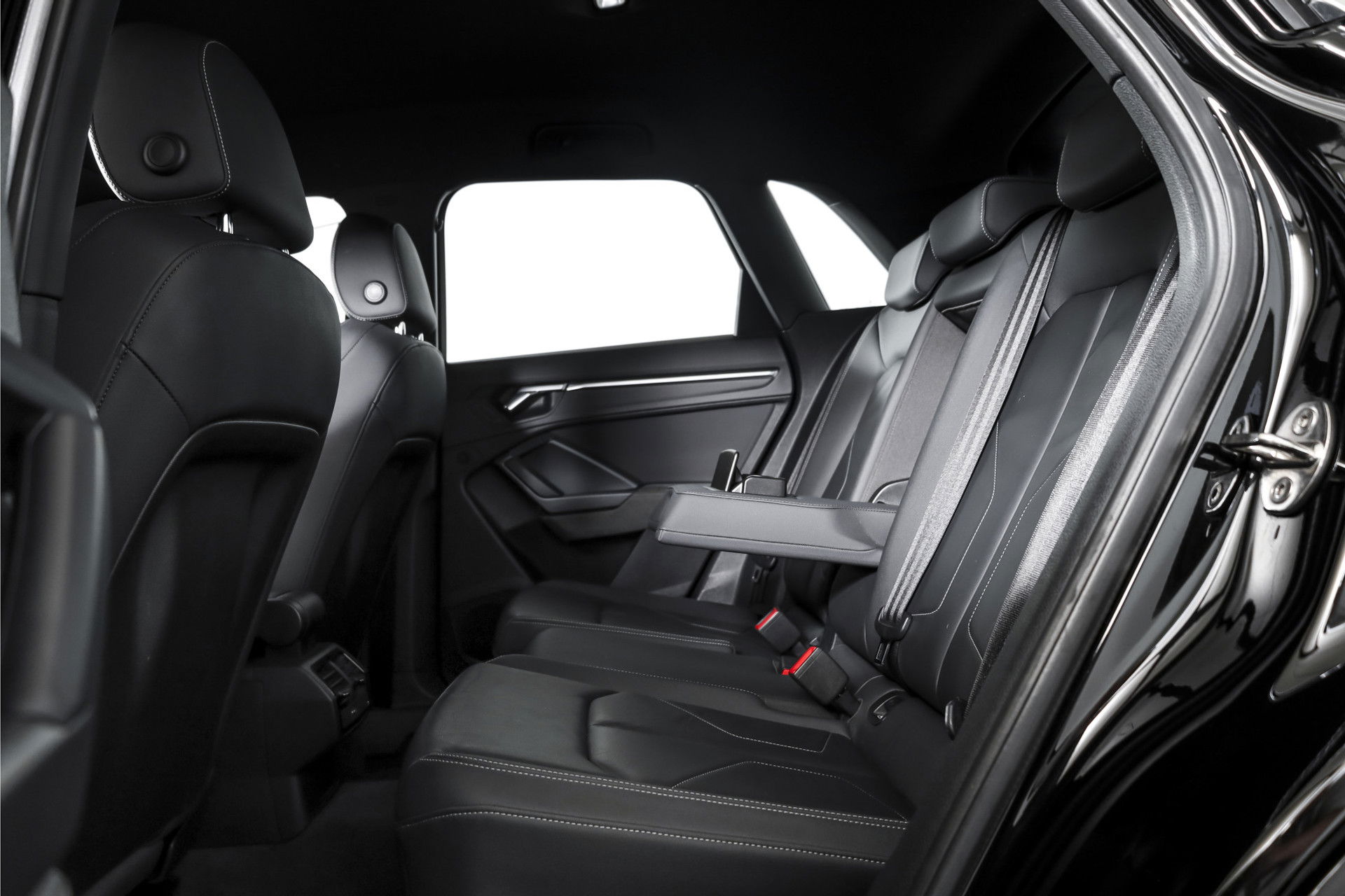 Audi - Q3