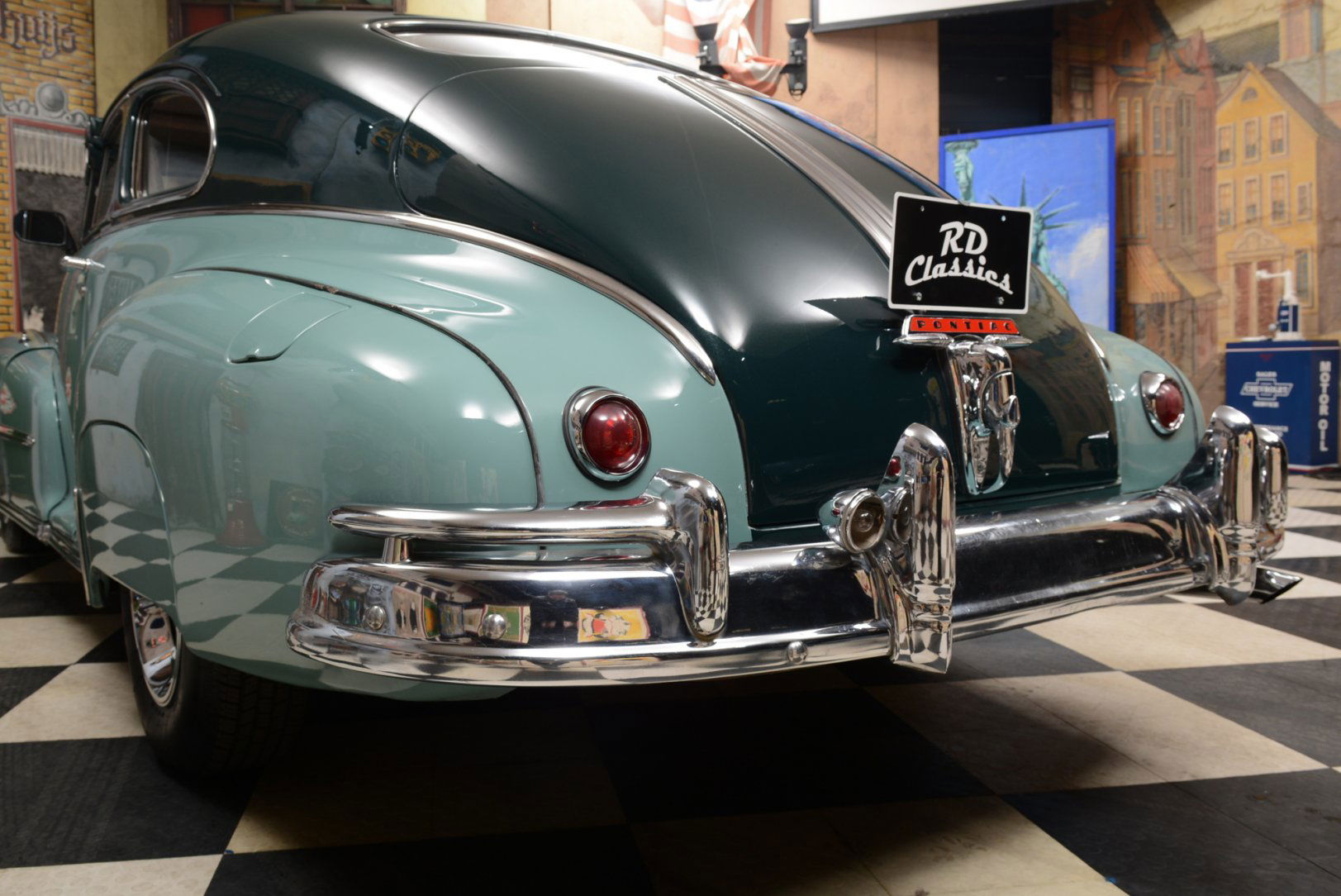 Pontiac Streamliner Deluxe RD Classics