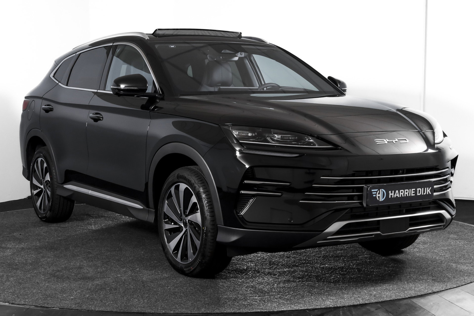 BYD - SEAL U