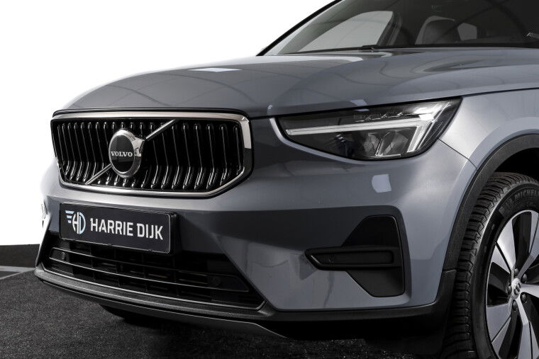 Volvo - XC40