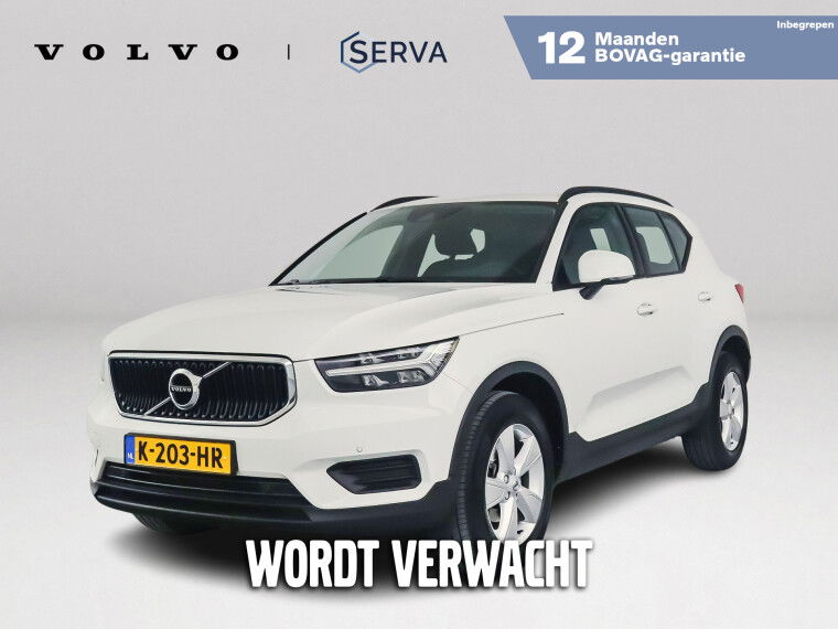 Foto van Volvo XC40 T2 Momentum Core | Parkeercamera | Cruise control | Navigatie