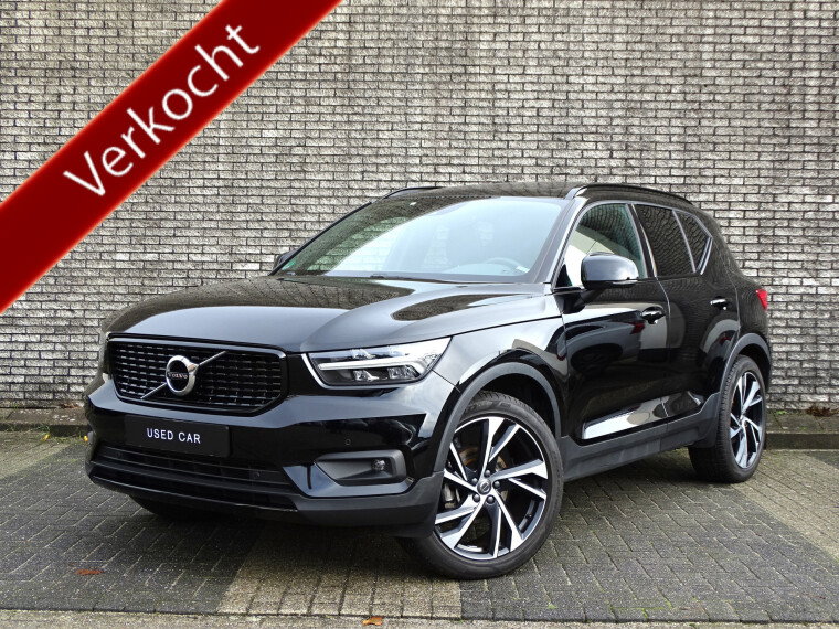 Foto van Volvo XC40 1.5 T3 R-Design | Trekhaak | Panoramadak | Harman Kardon |