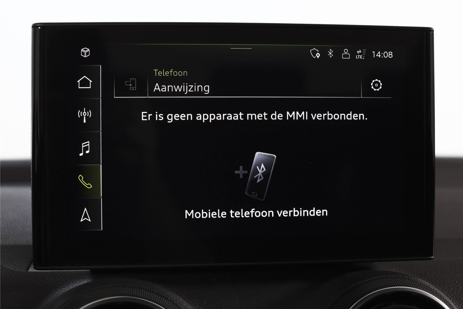 Audi - Q2