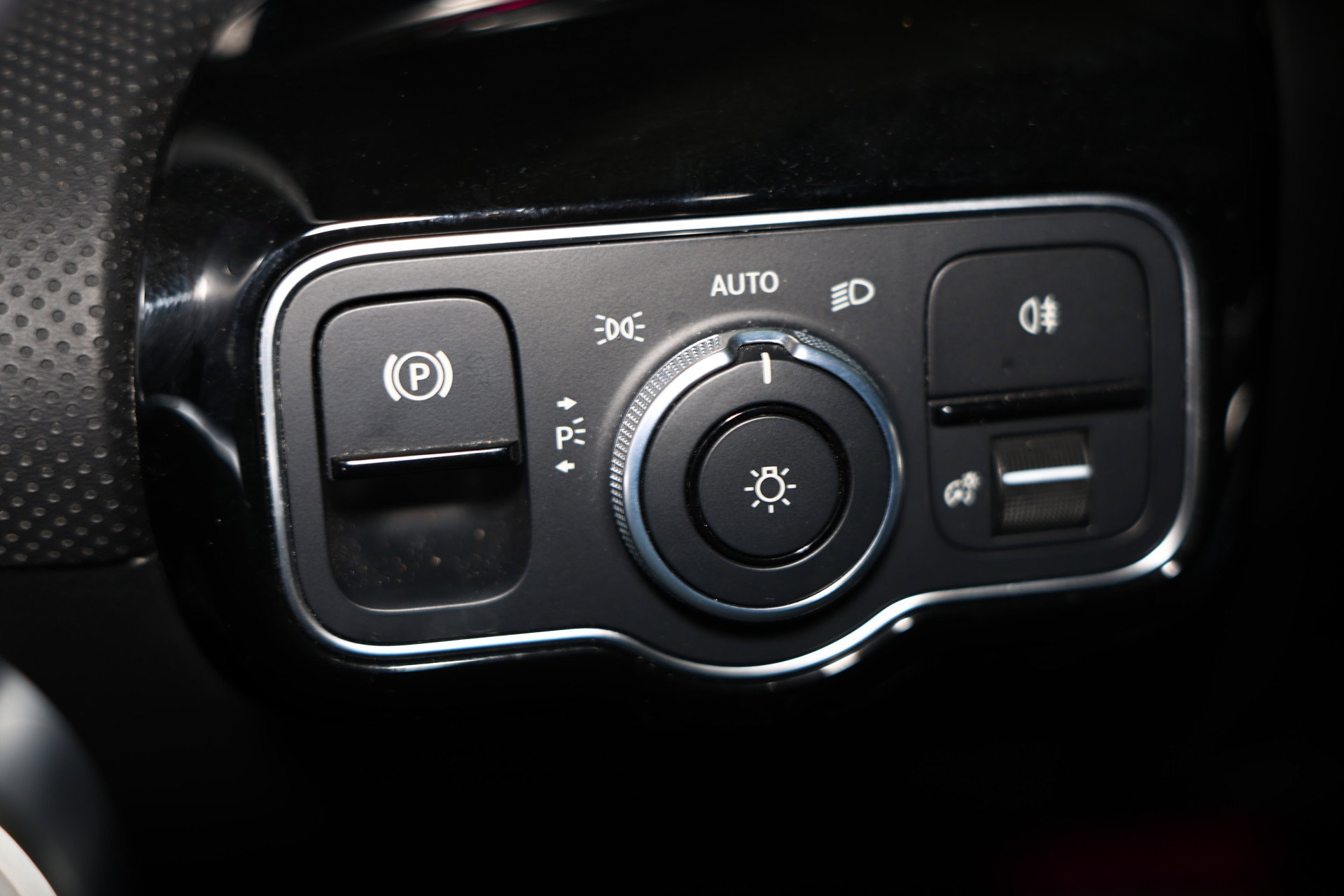 Mercedes-Benz 250 e Business AMG VIRTUAL NAVI CLIMA KEYLSS START SFEER CAMERA '20 - foto 17