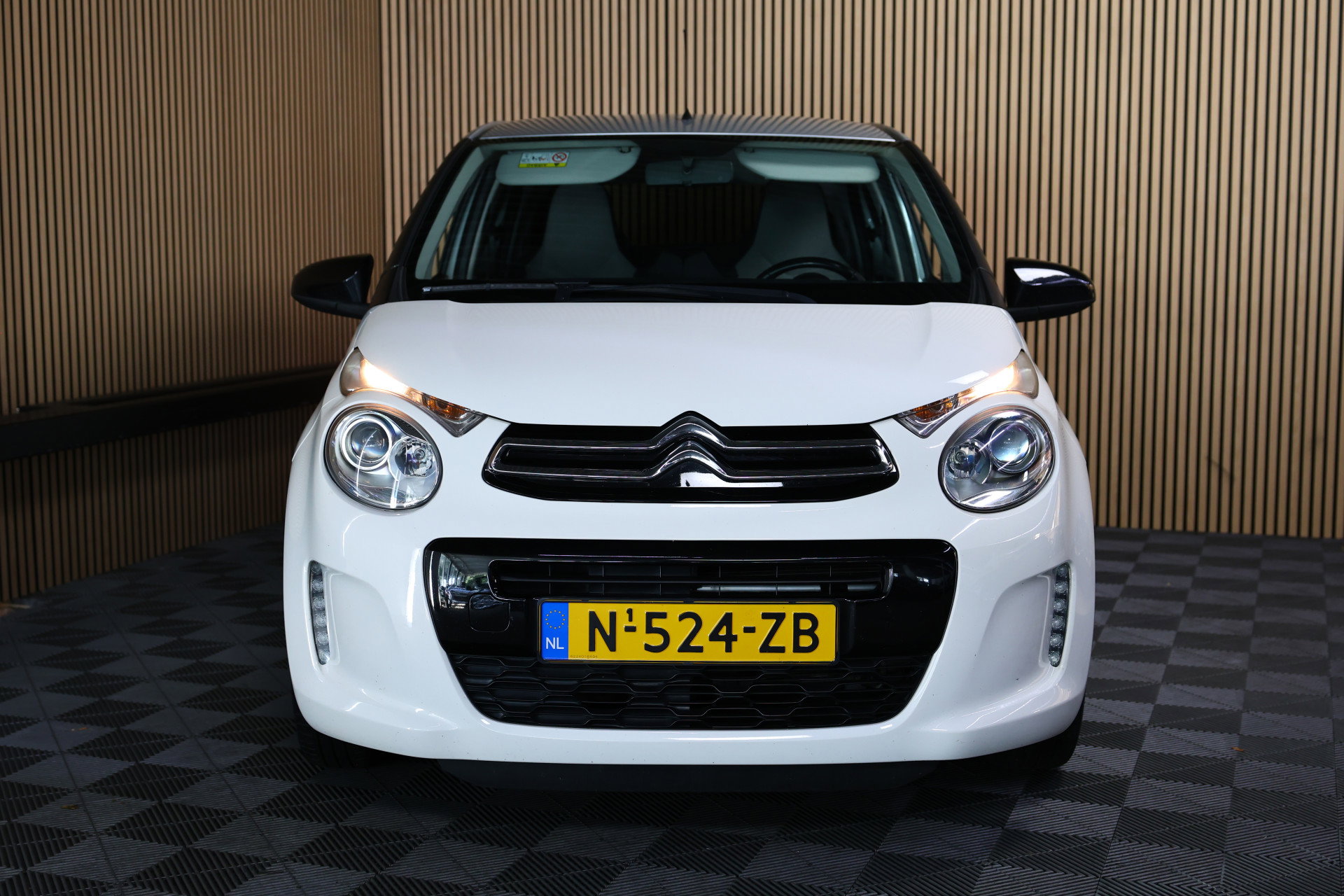 Citroën 1.0 VTi Elle AVM CARPLAY NAVI CLIMA CAMERA CRUISE BT 2018 - foto 6