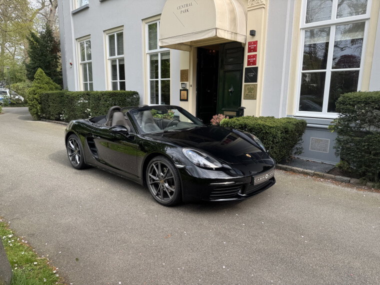 Porsche 718 Boxster