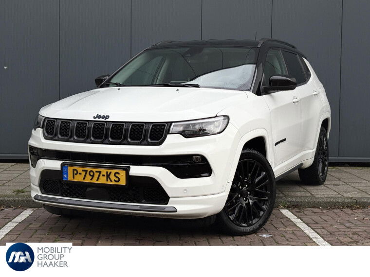 Foto van Jeep Compass 4xe 240 Plug-in Hybrid Electric S