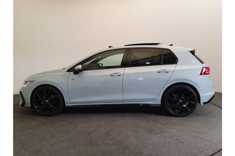 Volkswagen Golf 8.5 1.5 eTSI 150pk DSG/AUT R-Line Panoramadak, Camera, ACC
