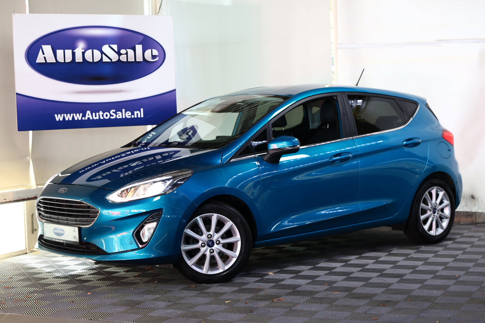 Ford 1.0 EcoBoost Titanium NAVI Automaat Camera PDC 4 x OP VOORRAAD Ass. - foto 2