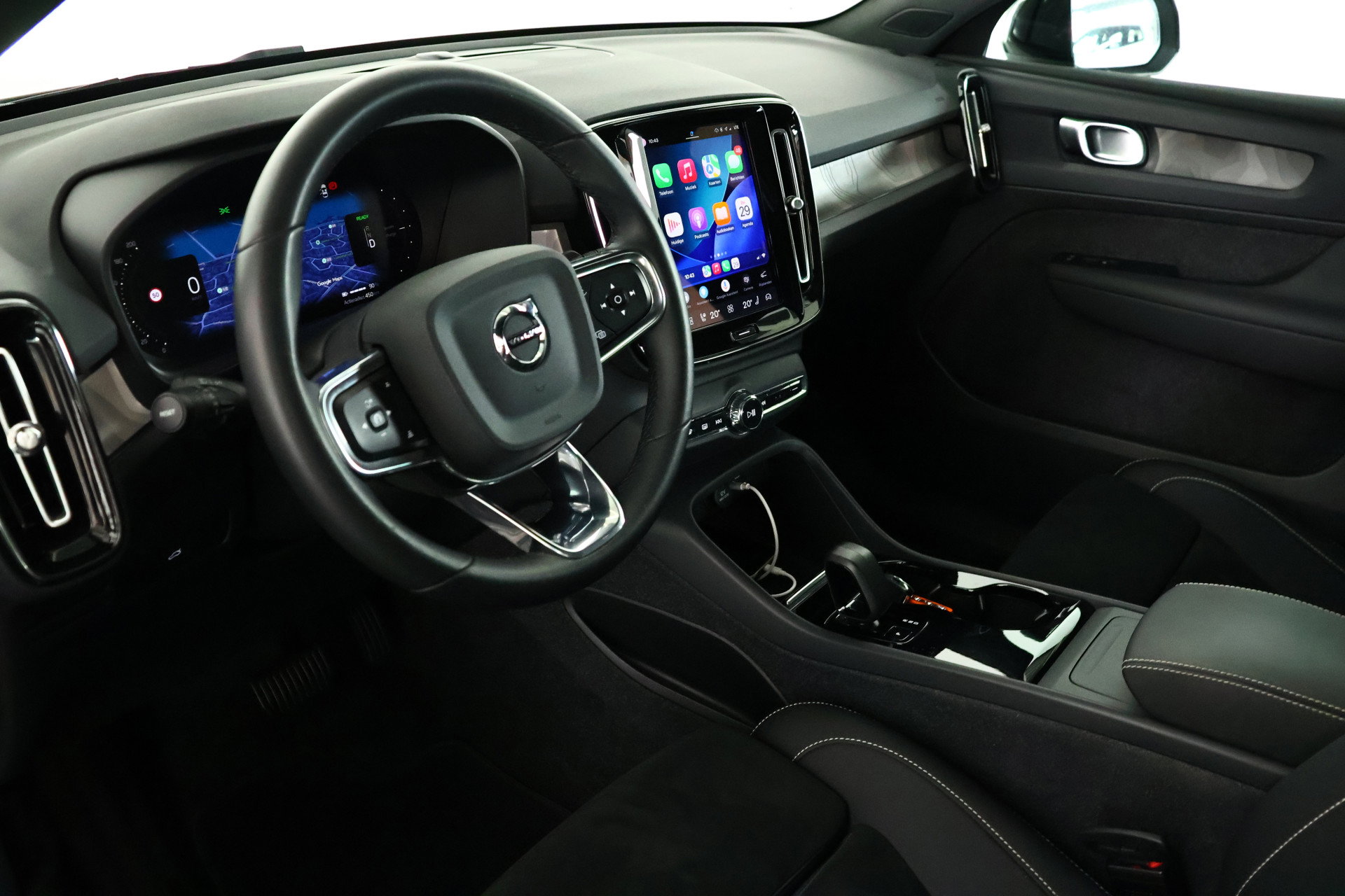 Volvo C40