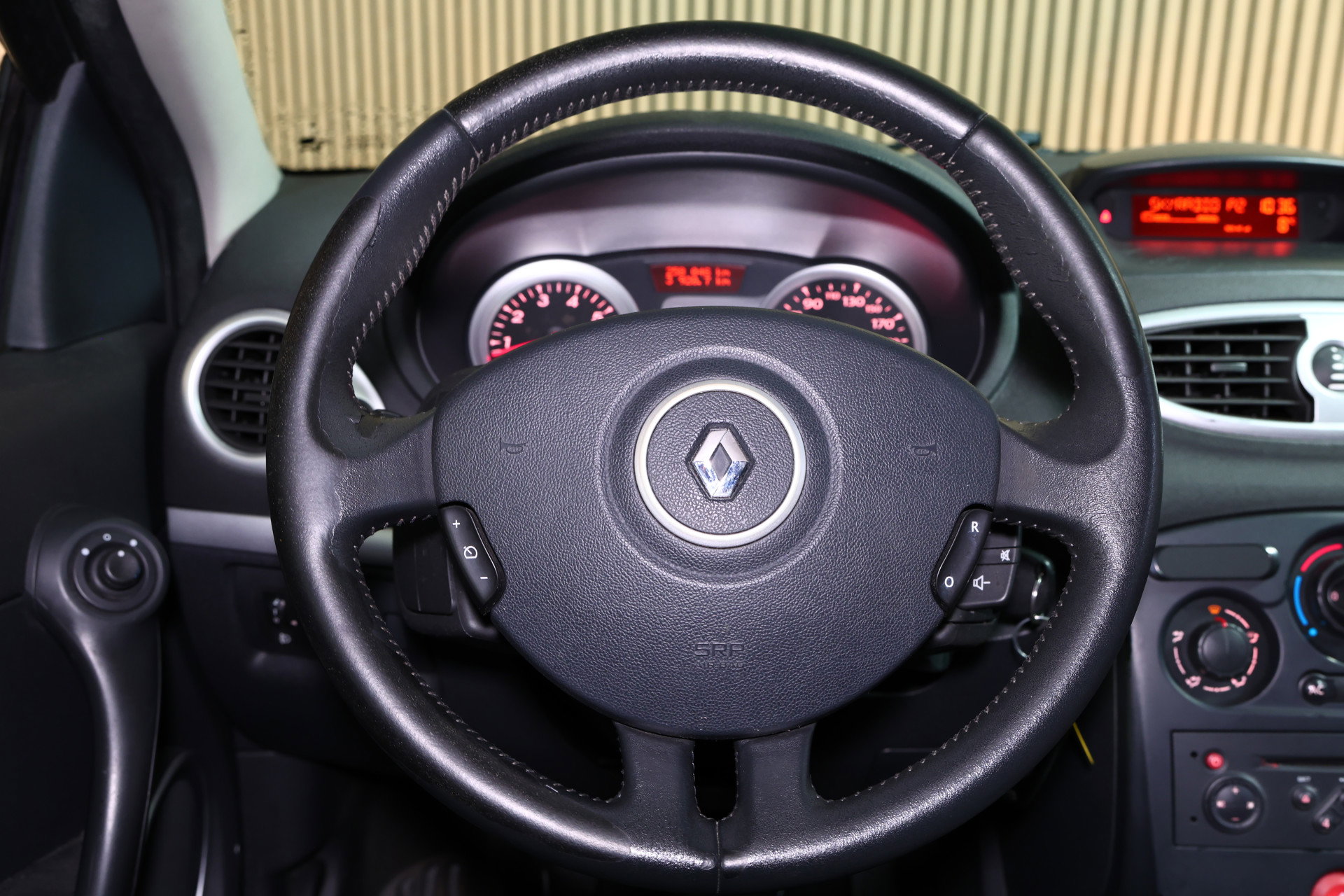 Renault 1.2 TCE Collection CRUISE AIRCO "09 - foto 14