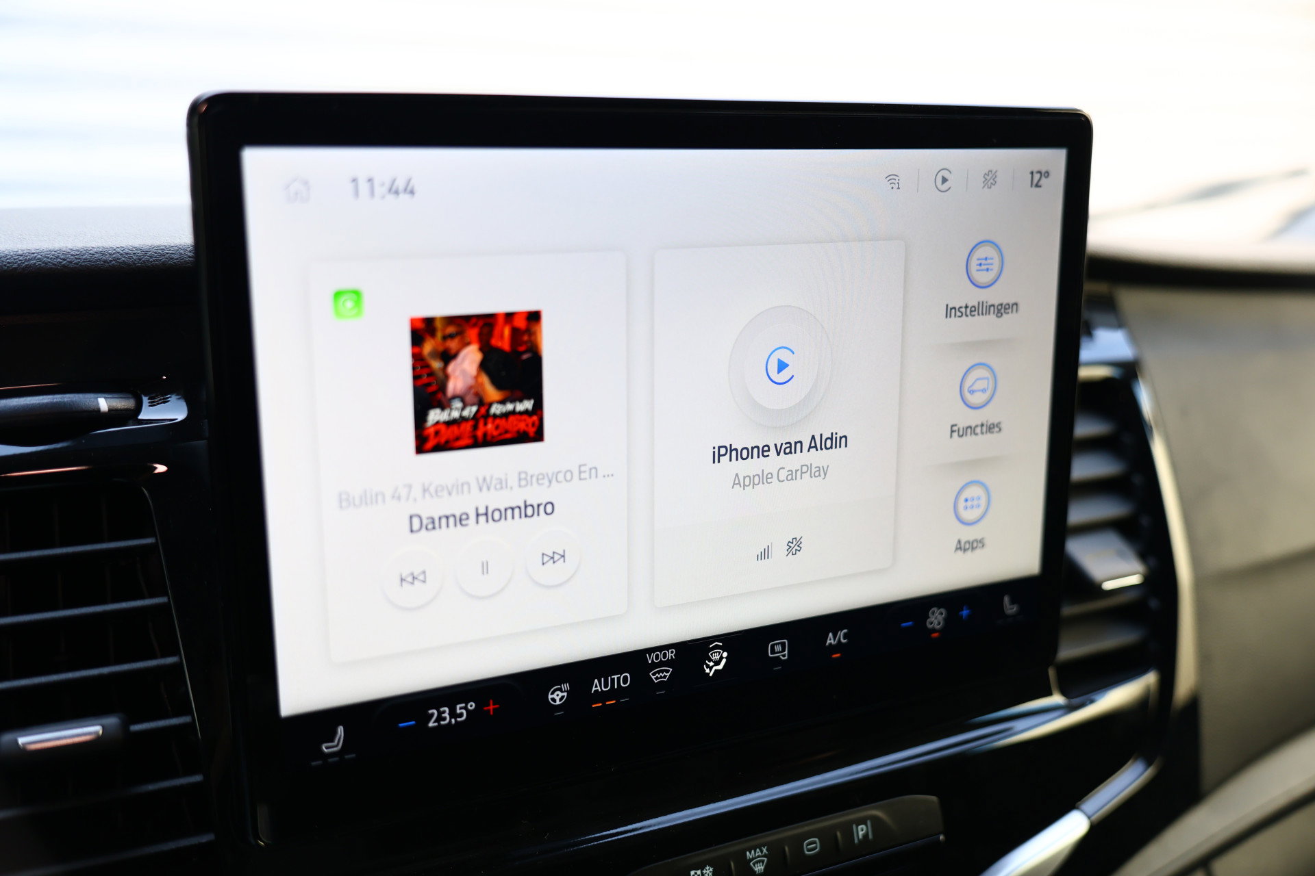 Ford 350 2.0 TDCI L2H2 Model 2025 Trend CARPLAY NAVI ACC TACHO STOELVW THAAK '24 bpm vrij - foto 25