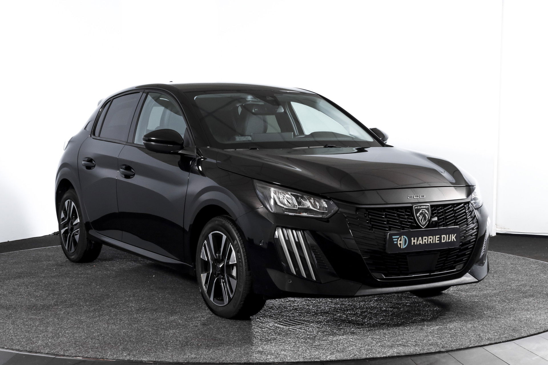 Peugeot - 208