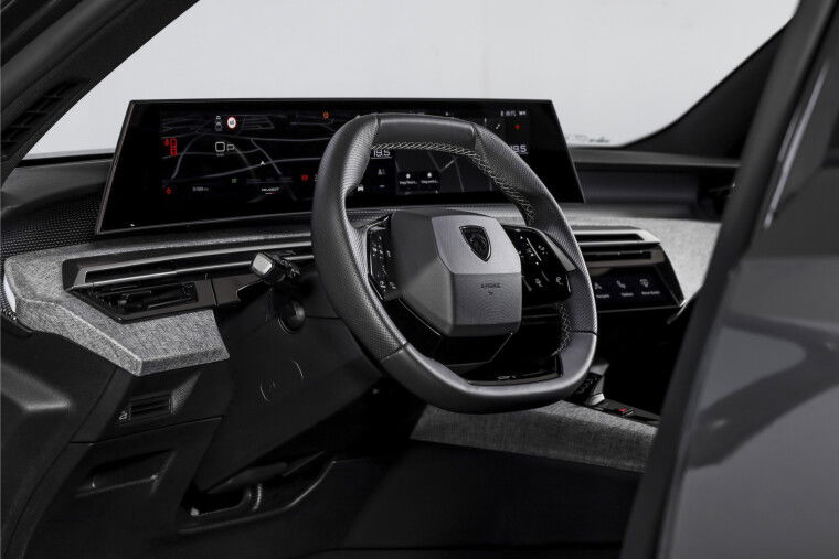 Peugeot - 3008