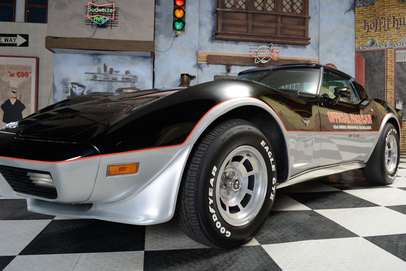 Chevrolet Corvette C3 Official Pace car RD Classics
