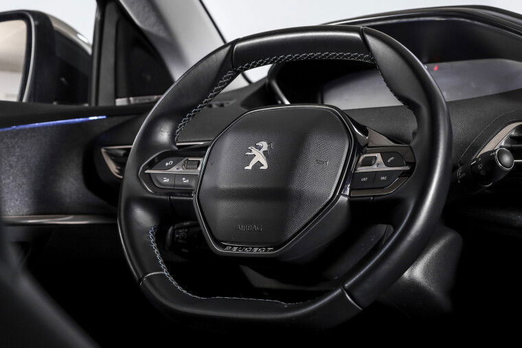 Peugeot - 3008