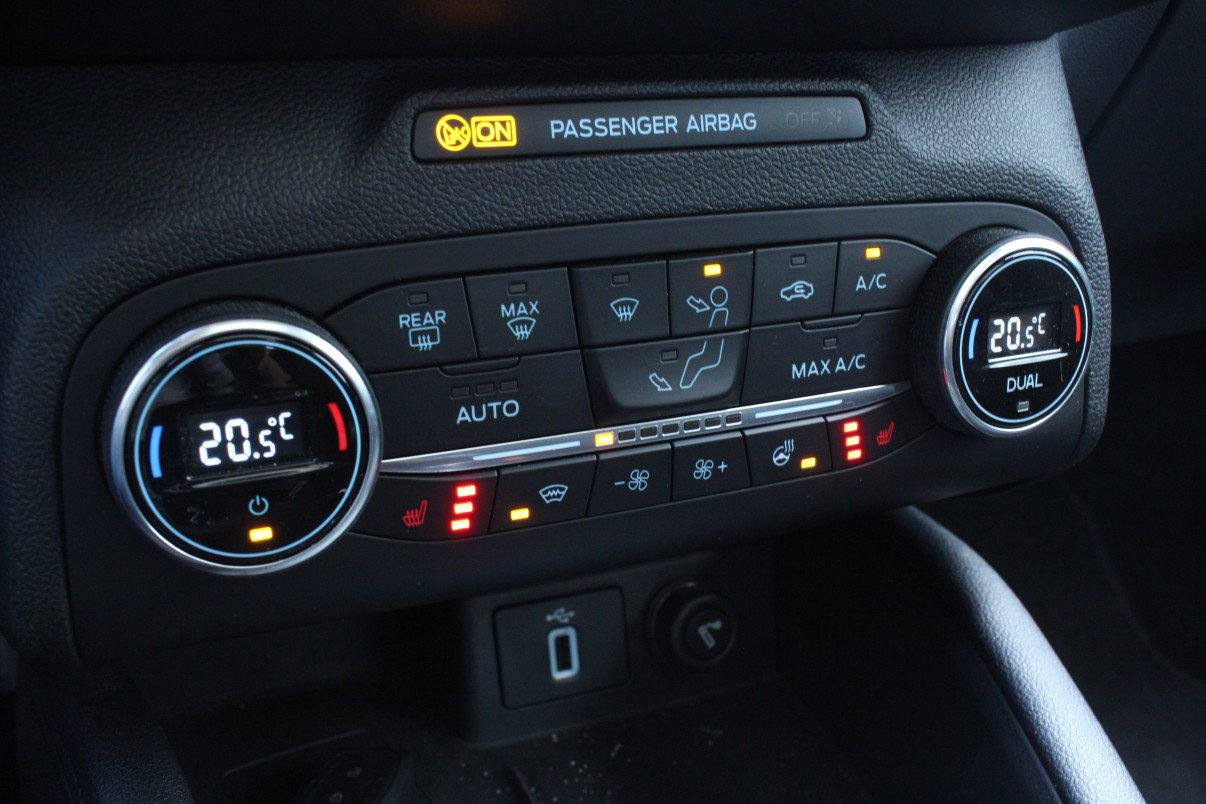 Ford Wagon 1.5 EcoBoost 44000 km ! Titanium PANO B&O CARPLAY HUD '19 - foto 21