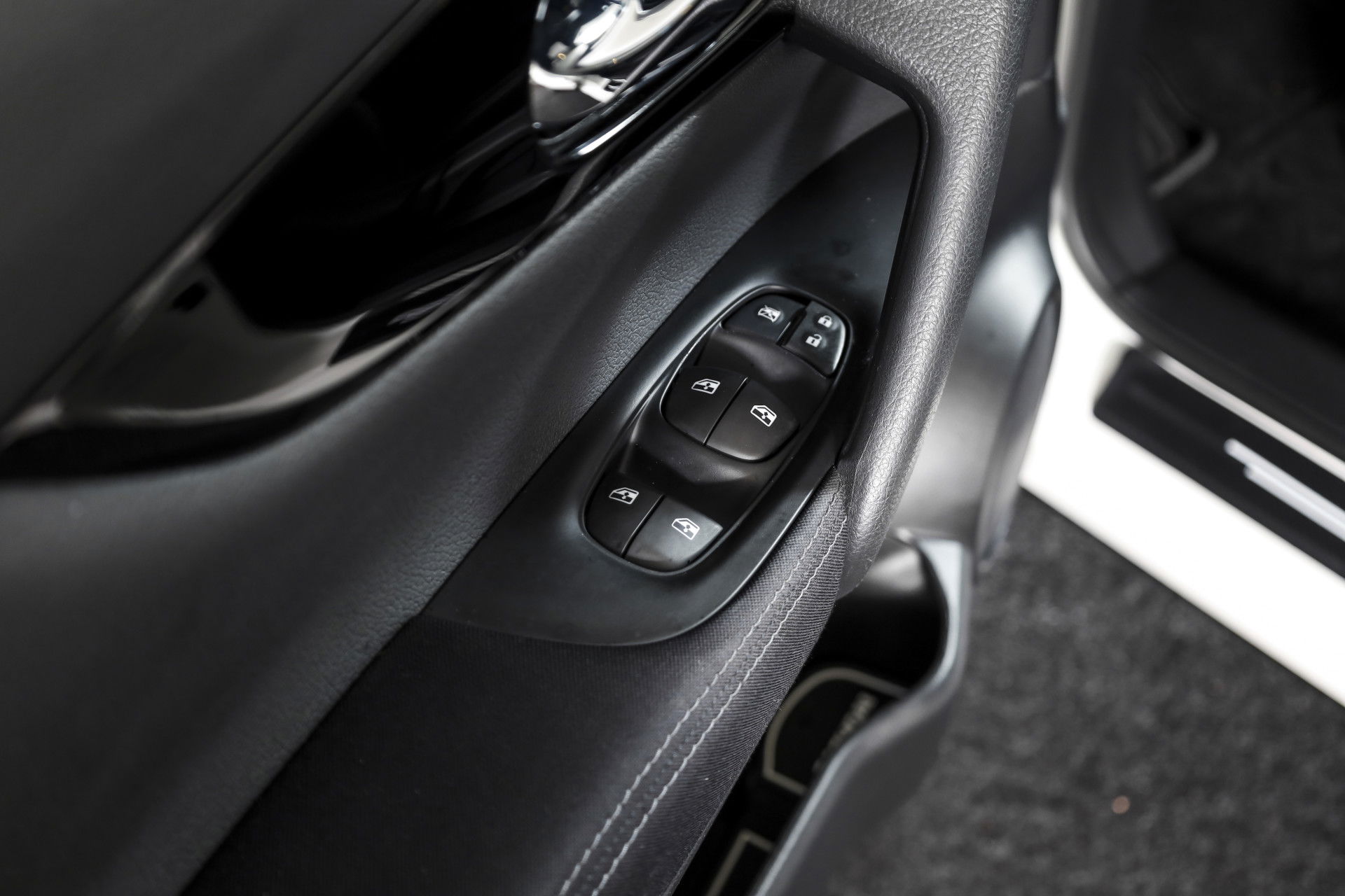 Nissan - QASHQAI