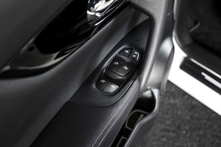 Nissan - QASHQAI