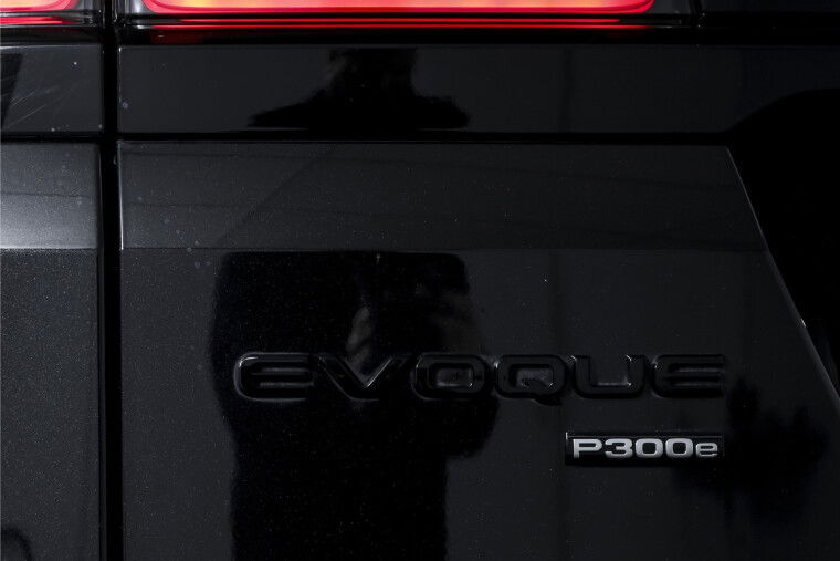 Land Rover - Range Rover Evoque