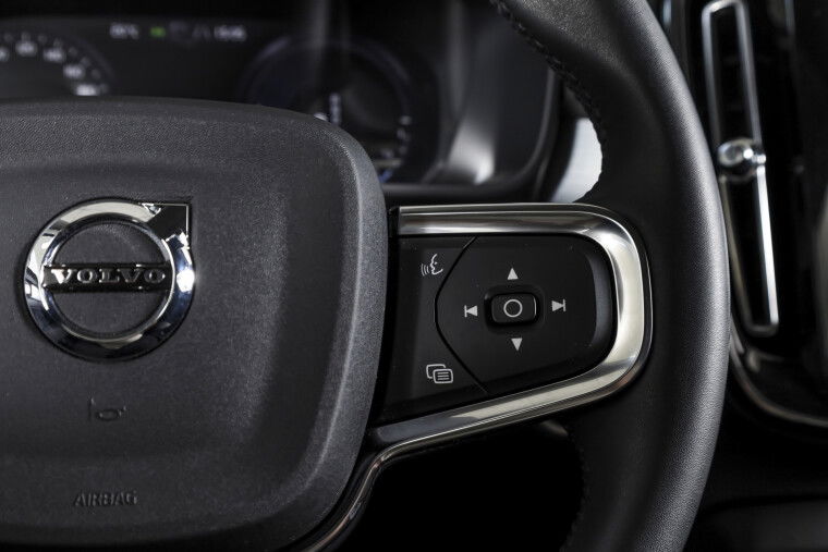 Volvo - XC40