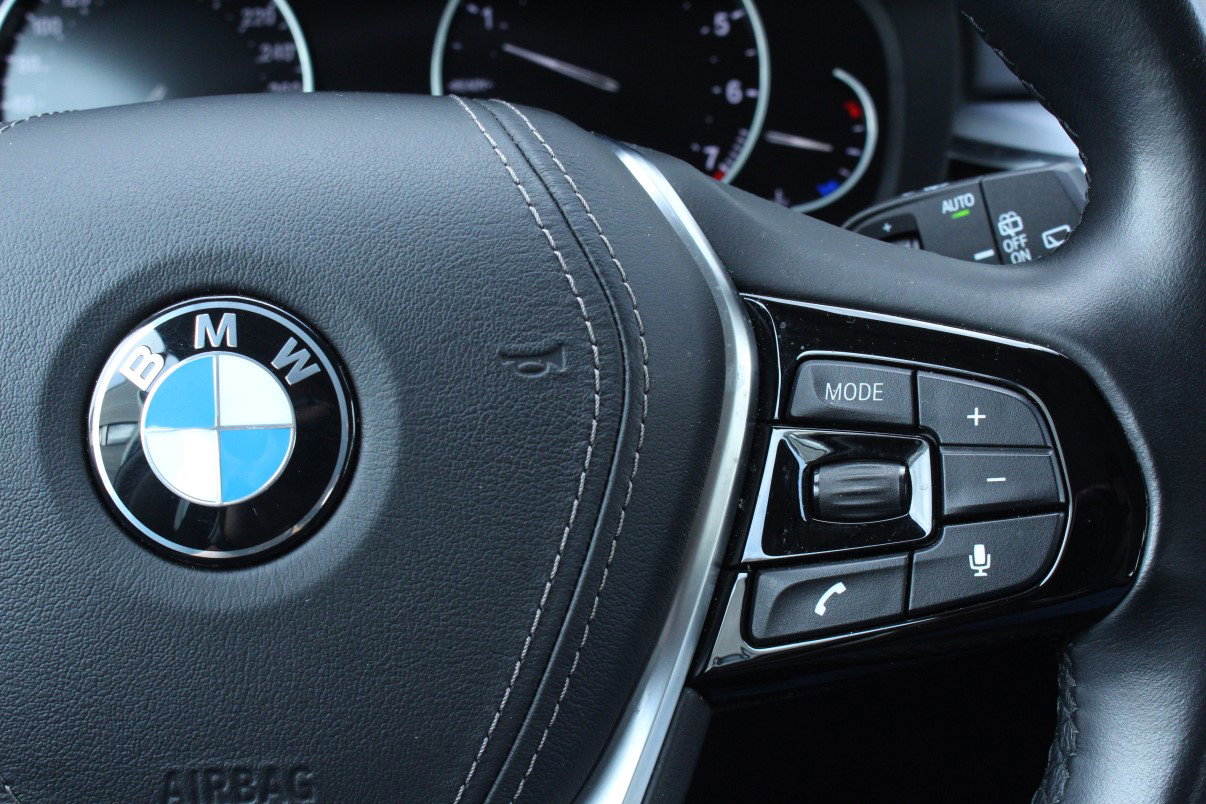 BMW Touring 520i Executive NAVI AVM LED STOELVW CAMERA LED '18 - foto 16