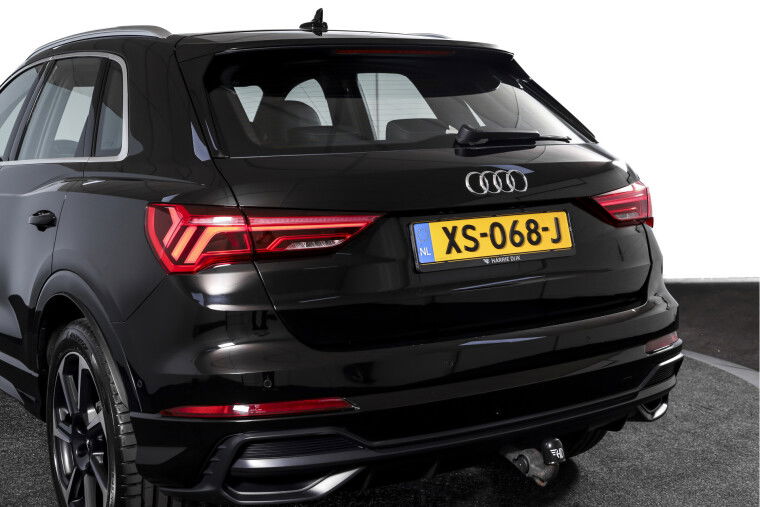 Audi - Q3