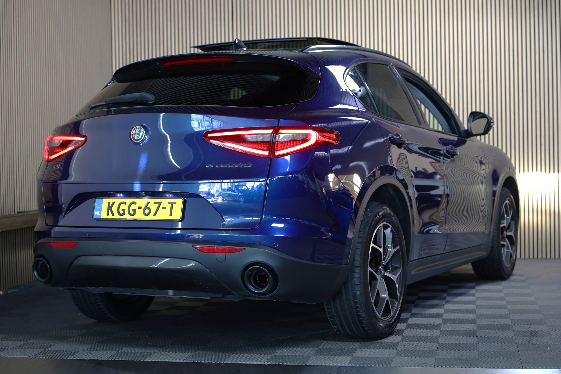 Alfa Romeo 2.0 T AWD Super 44000 km !! AVM MEMORY CAMERA NAVI AUTOM CLIMA DNA '19 - foto 3