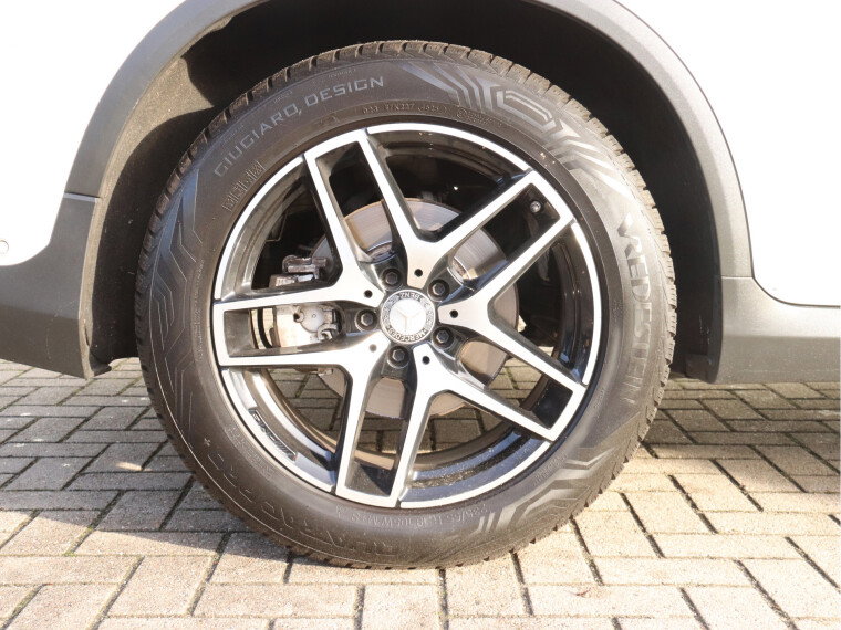 Mercedes-Benz - GLC