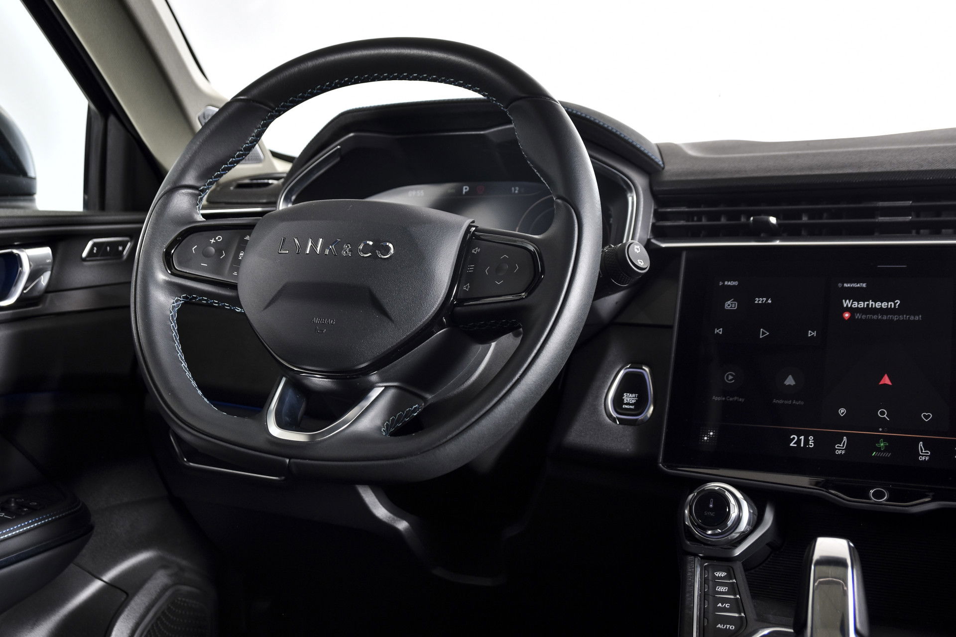 Lynk & Co - 01