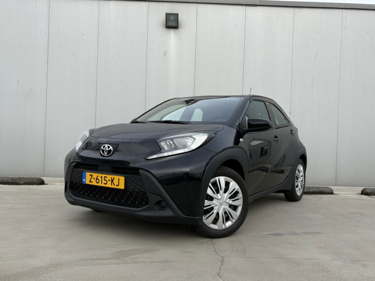 Foto van Toyota Aygo X 1.0 VVT-i MT Play