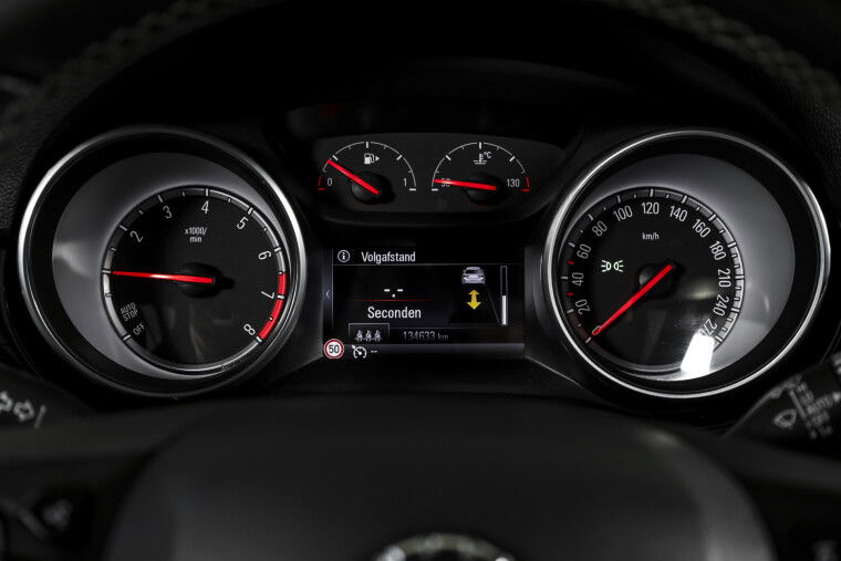 Opel - Astra