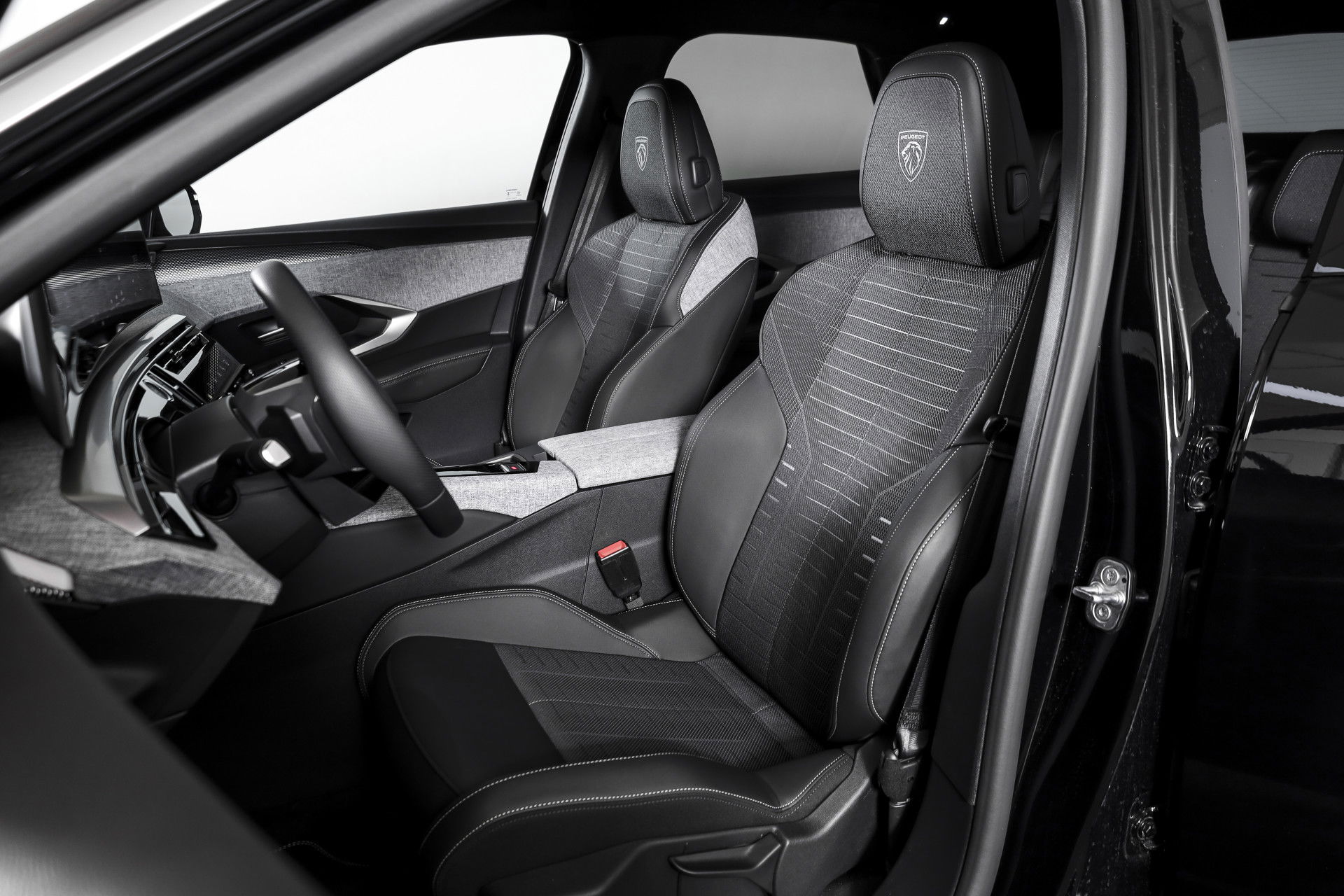 Peugeot - 3008