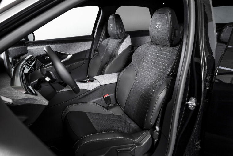 Peugeot - 3008