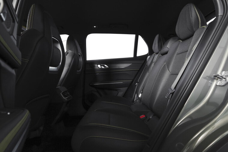 Lynk & Co - 01