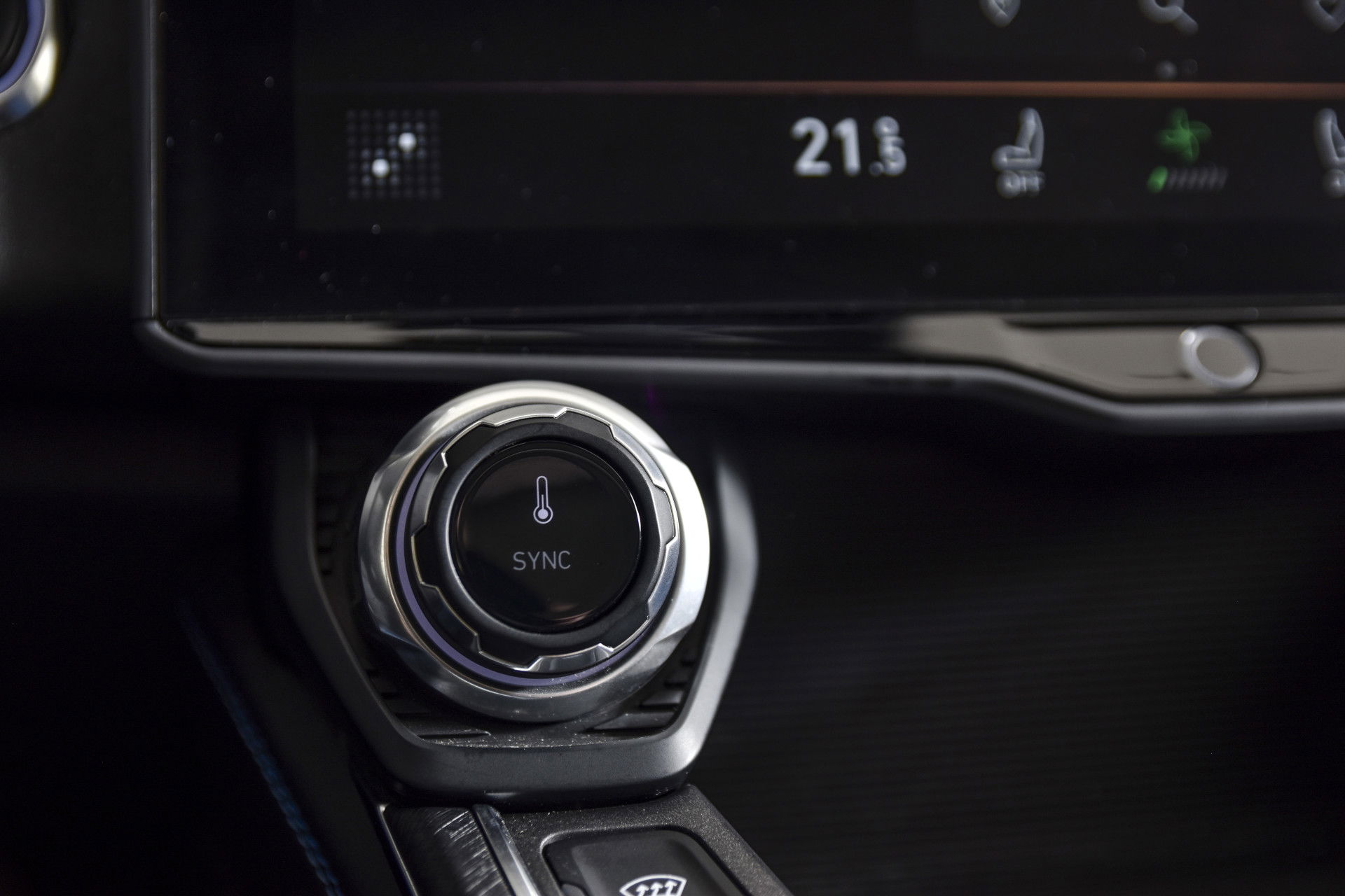 Lynk & Co - 01