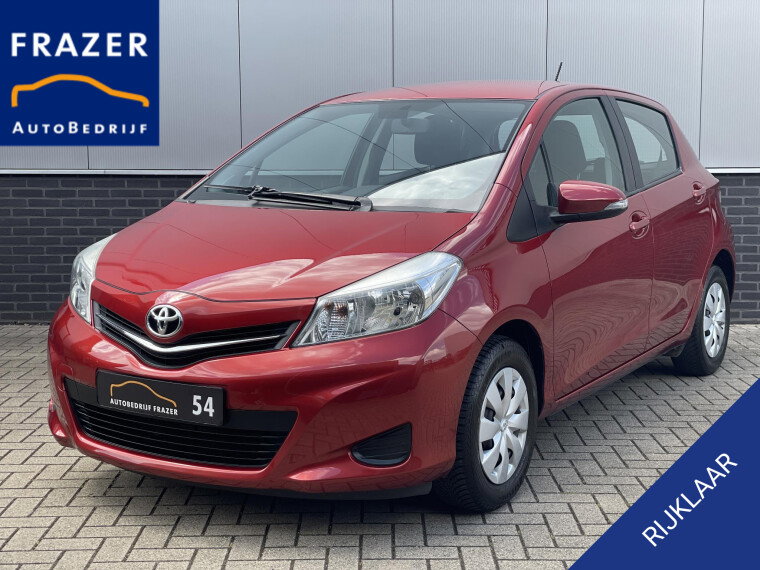 Foto van Toyota Yaris 1.3 VVT-i Now