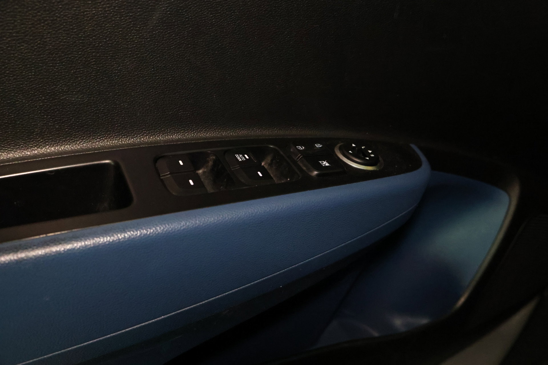 Hyundai 1.0i Comfort 5p. AUTOMAAT AIRCO BT STOELVERWARMING 2016 - foto 11