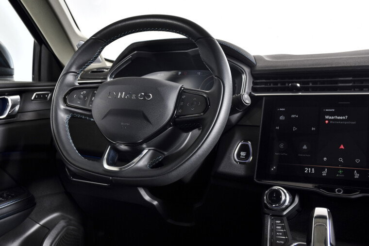 Lynk & Co - 01