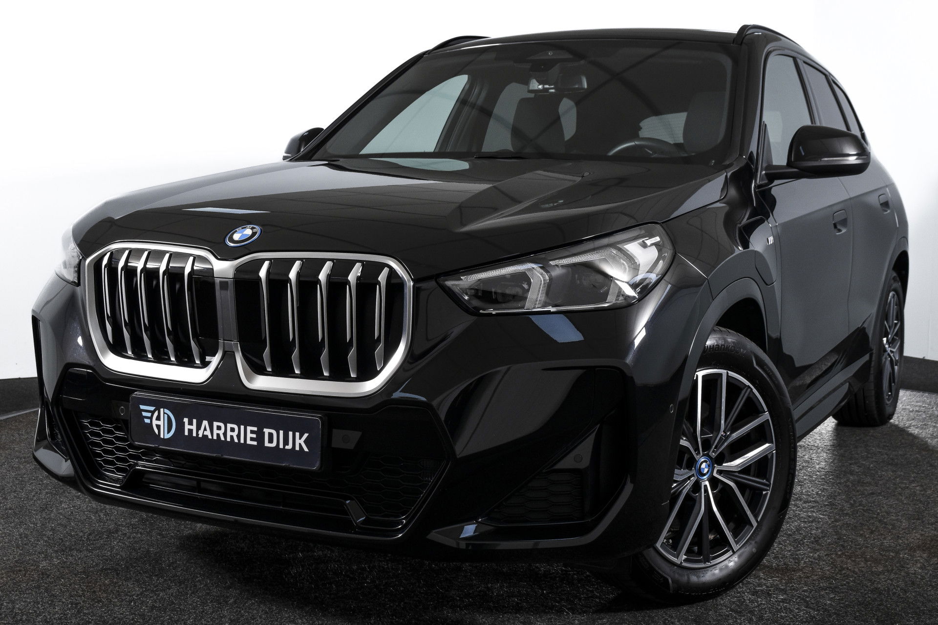 BMW - X1
