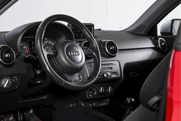 Audi - A1