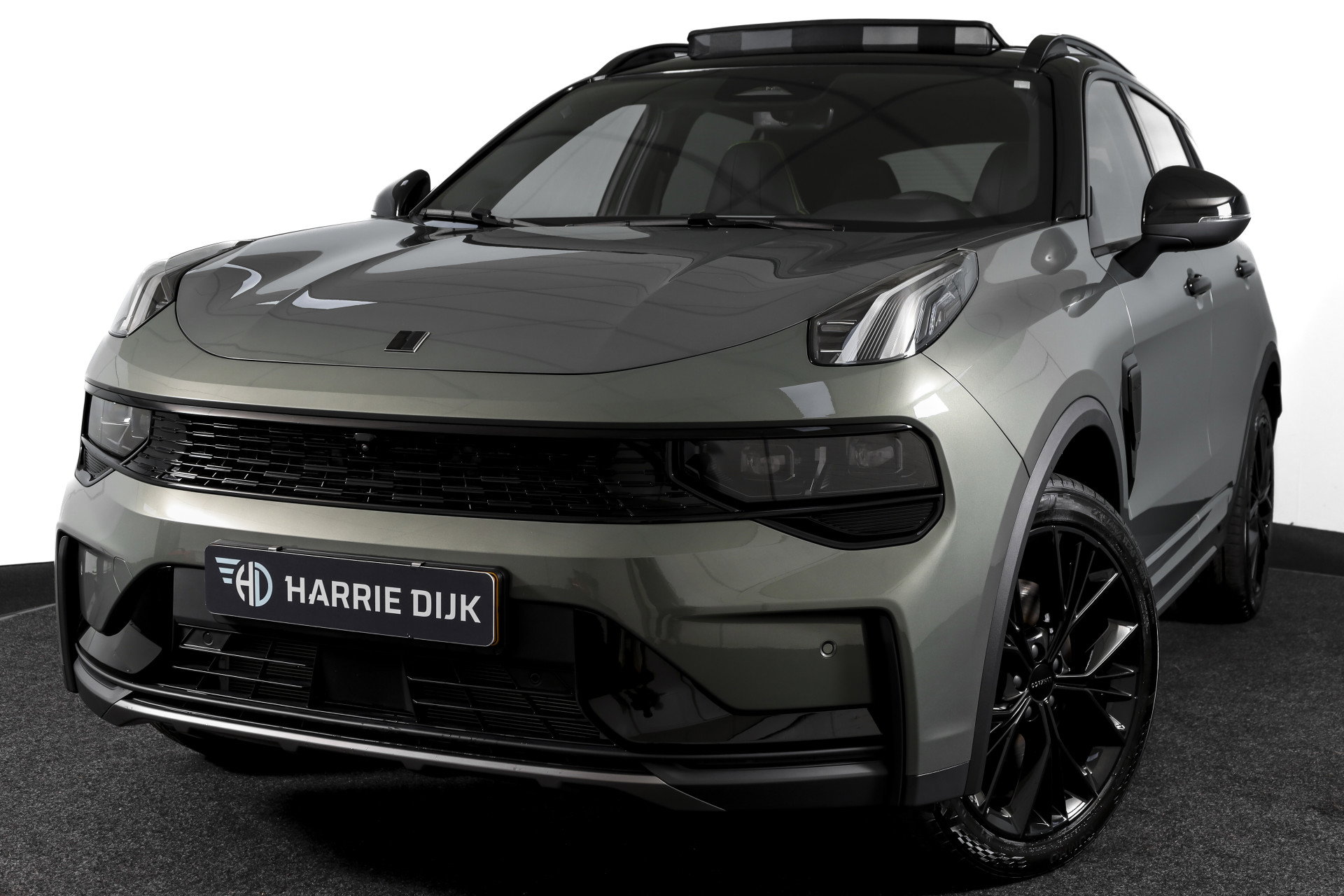 Lynk & Co - 01