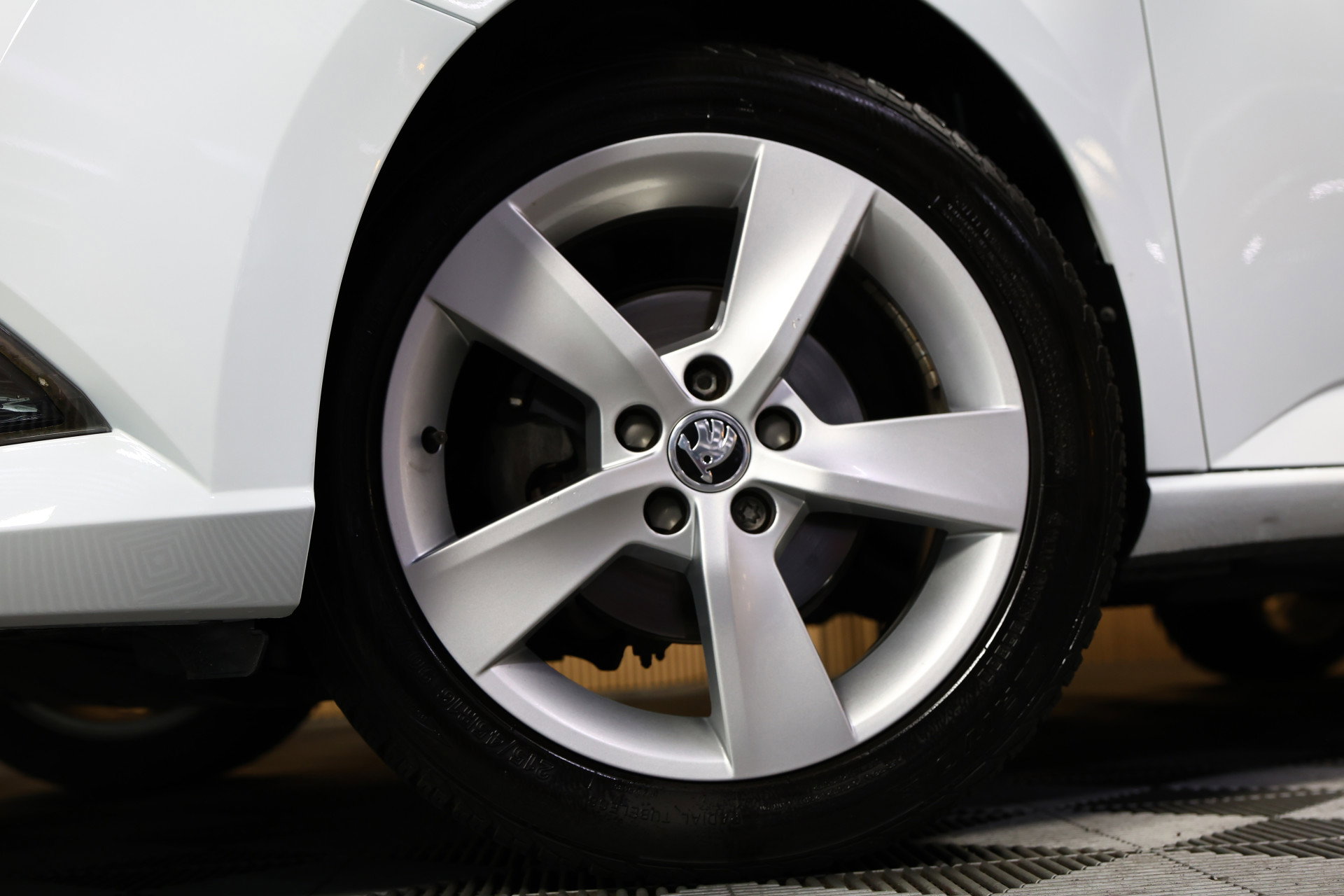 Škoda AVM AIRCO BLUETOOTH STOELVW PDC "19 - foto 5
