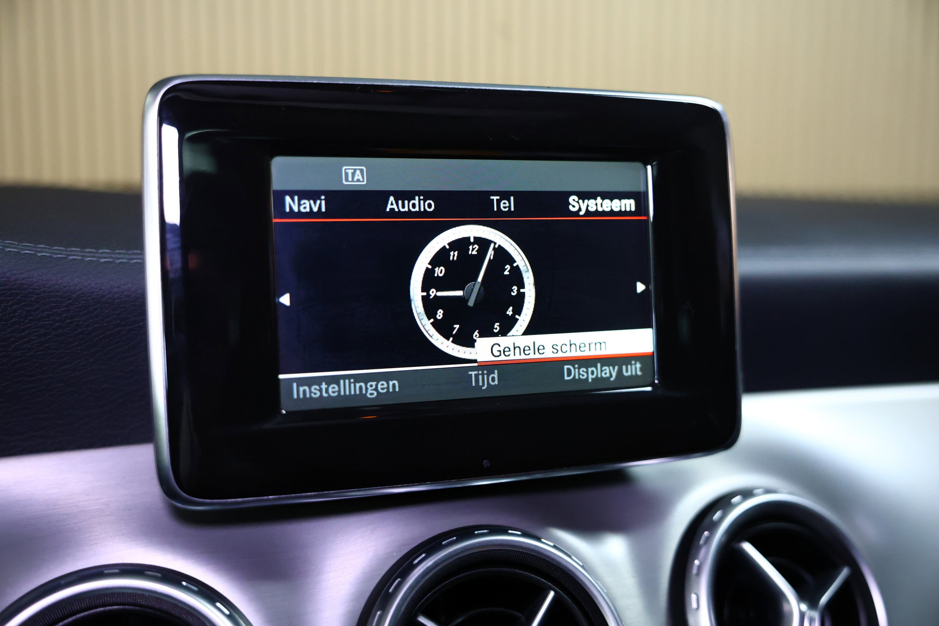 Mercedes-Benz 200 AMG Prestige PANODAK NAVI CLIMA CRUISE BT KEYLESS `14 - foto 24