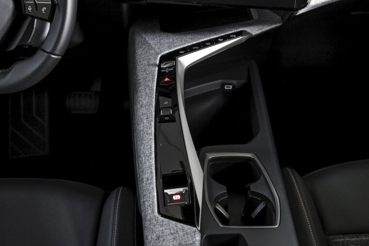 Peugeot - 5008